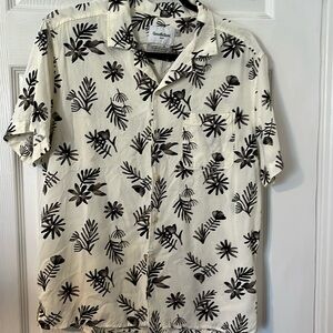 Men’s vacation button up